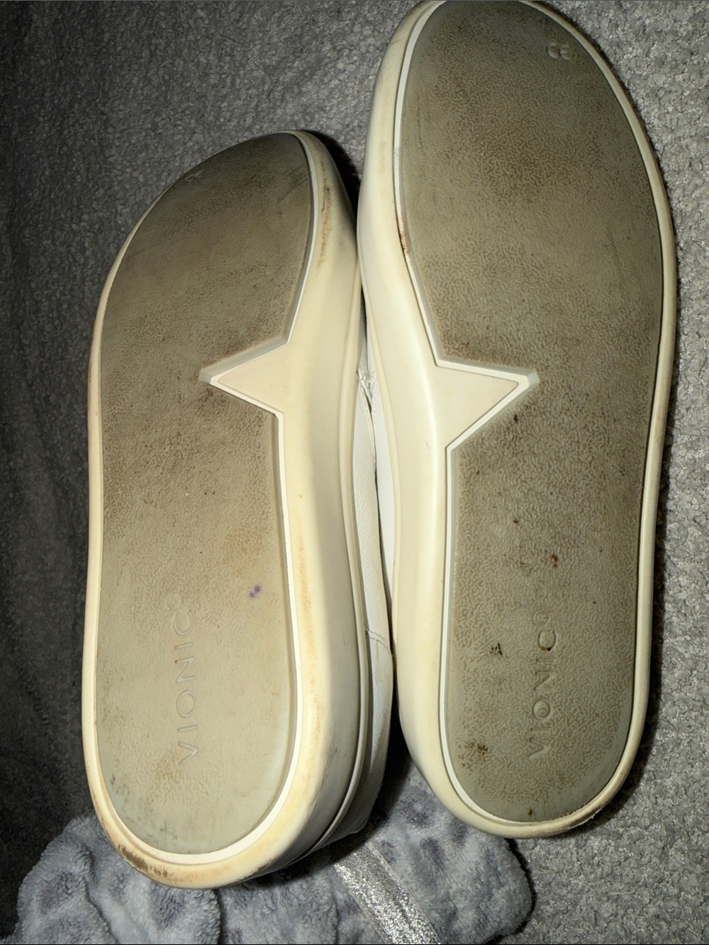 Vionic Penelope Slip On Sneakers White Size 8.5 - Picture 9 of 9